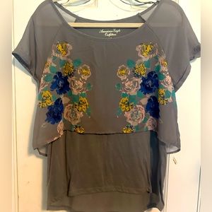 Cute American Eagle top
